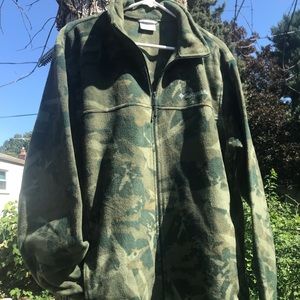 Brand New never Worn Large Columbia Zip-Up Fleece